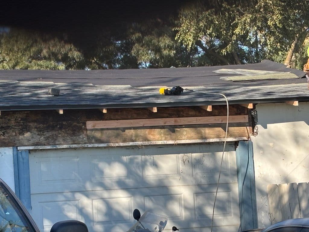 Gallery photos for Successful Garage Roof Repair Project: Image #1